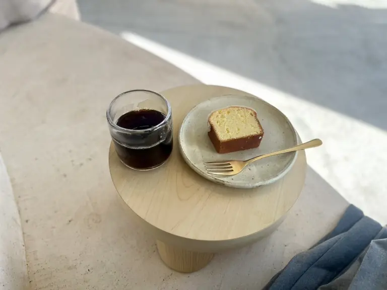ET The CULTURAL COFFEE HOUSE
