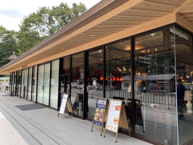 アティック 靖国店舗外観