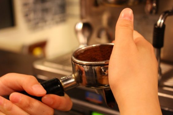 初心者でもわかる！美味しいエスプレッソの抽出方法！ 国内最大級の東京カフェ情報サイトTEAM CAFE TOKYO