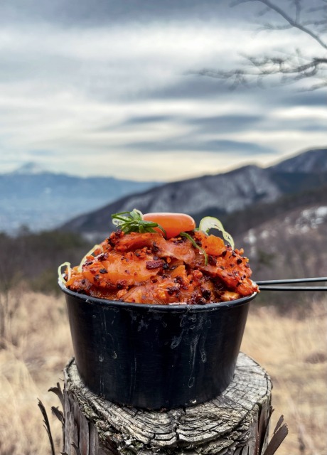 ソトメシクラブ