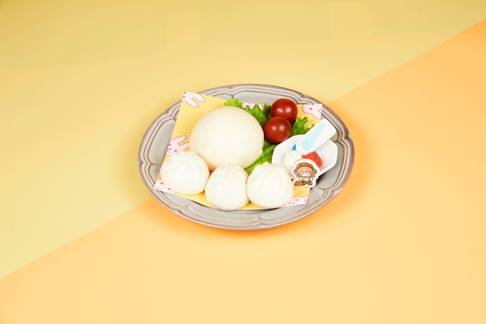 銀魂 コラボカフェ 神楽の山盛り肉まんプレート